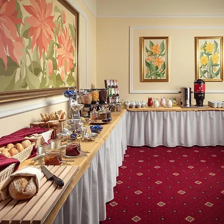 Humboldt Park & Hotel 4*