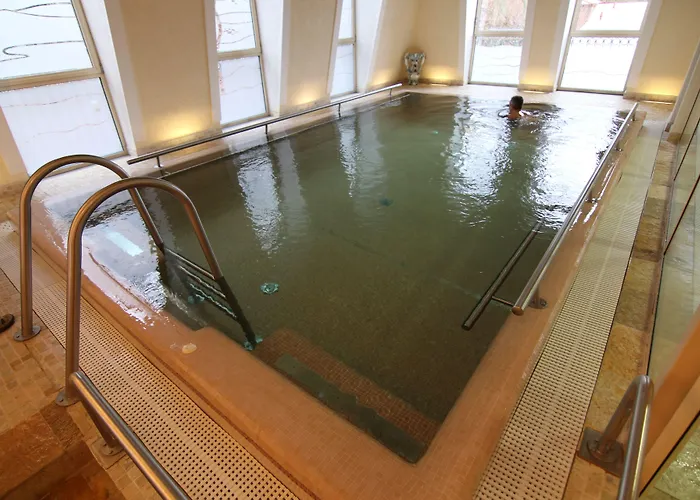 Humboldt Park & 4*