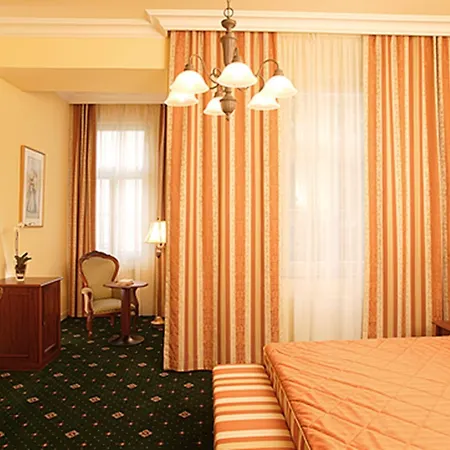 Humboldt Park & Hotel 4*
