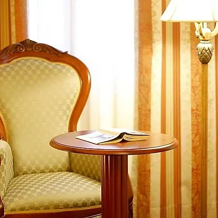 Hotel Humboldt Park & 4*